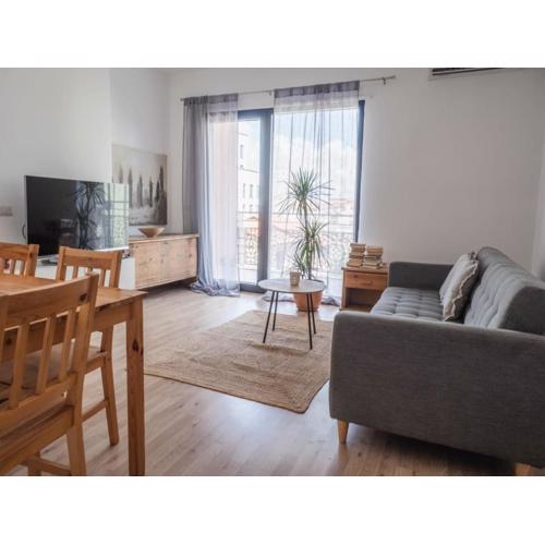 Tirana City Apartment 21