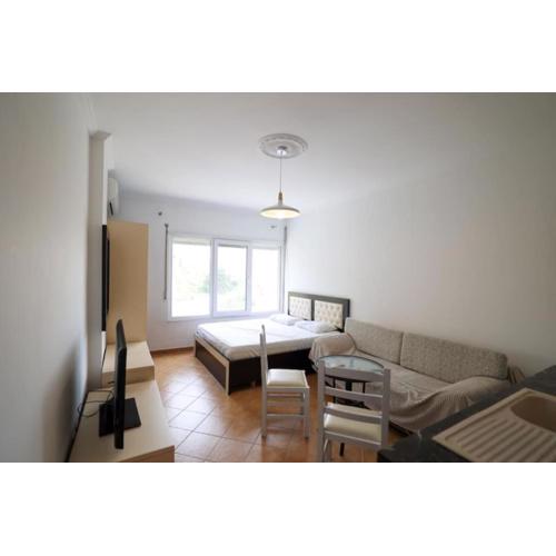 Tirent Apartment-Beachfront Studio at Shkëmbi i Kavajës