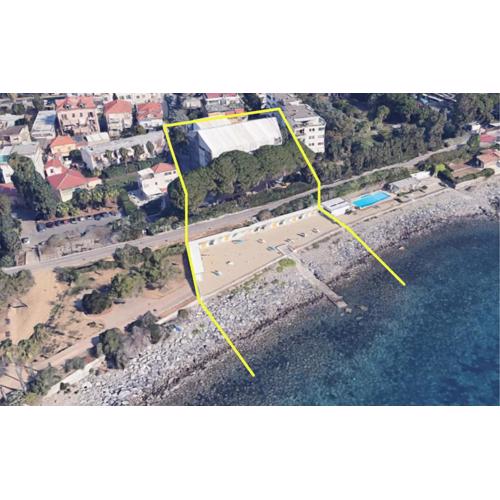 Tirrenia beach house - sea front with private beach