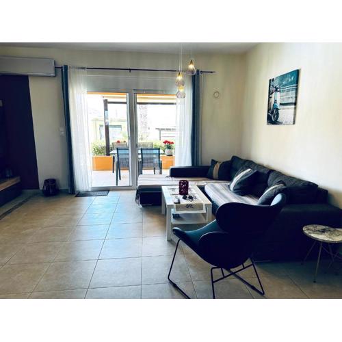 To Steki 1min From Beach 2bd 1ba