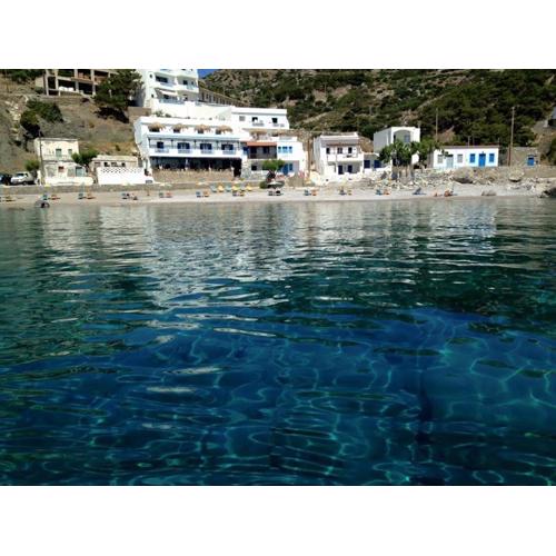 TO VOTSALO-beach side studios & taverna