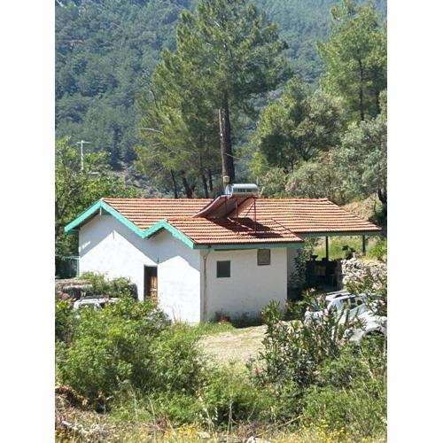 Togo iztuzu Stonehouse-1