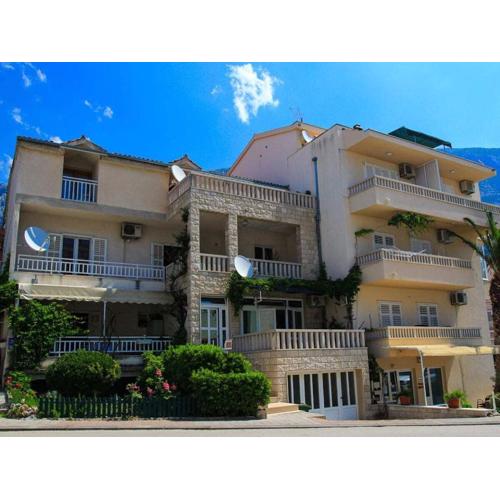 Ton i Comfortable holiday residence