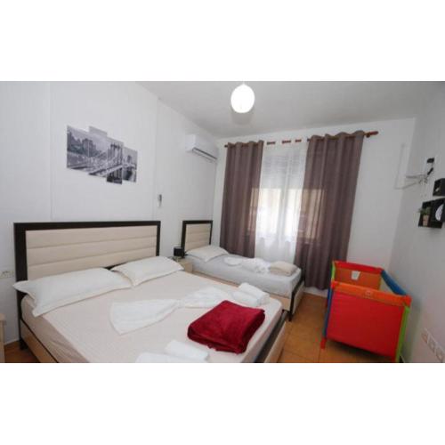 Tonis Apartment