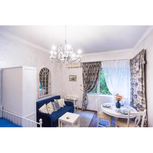 TOP CENTER Designer studio 1 minute to NDK&Vitosha by Flat Mаnager