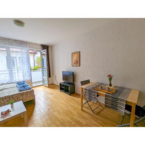 Top Center Relax, NDK & Vitoshka str, FREE Secured parking