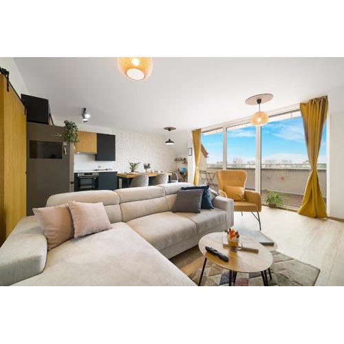 Top Central Maisonette with Underground parking