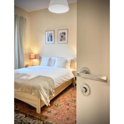 Top Centre Sofia Apartment for 6 Guests