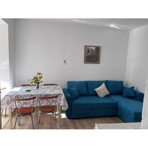 Top Floor Apartment