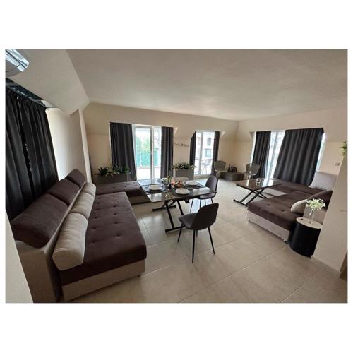 Top floor luxury apartment in Sunny Beach
