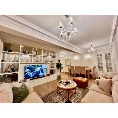 TOP House Tirana