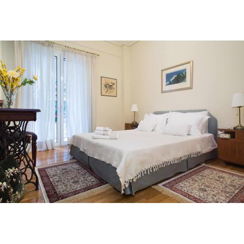 Top-Rated 1-Bedroom Apartment in the Heart of Athens
