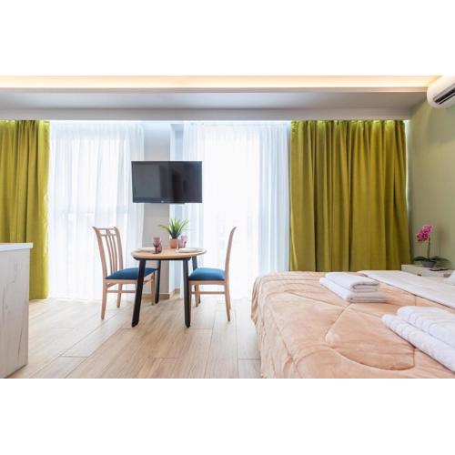 Top Ten Apartment 3
