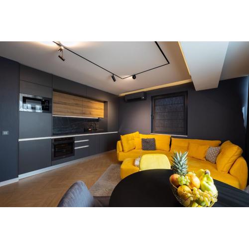 TOPAZ Beachfront Apartment