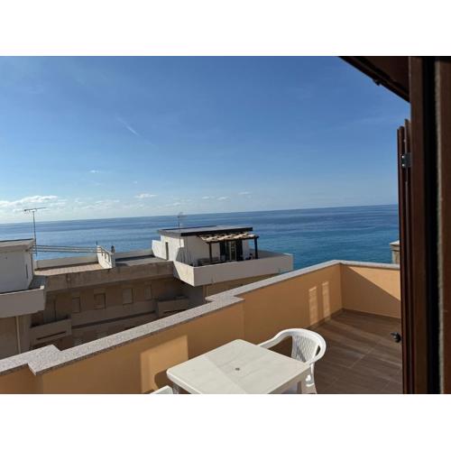 Topazio Rooms & Apartment Tropea