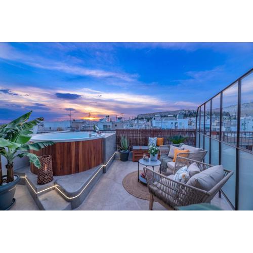 TopFloor Getaway Balcony&Hot tub+Acropolis view