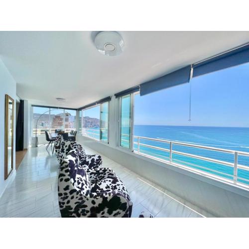 Torre Coblanca Seafront Apartment