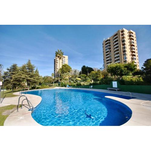 Torres De Aloha 2 bdr Puerto Banus