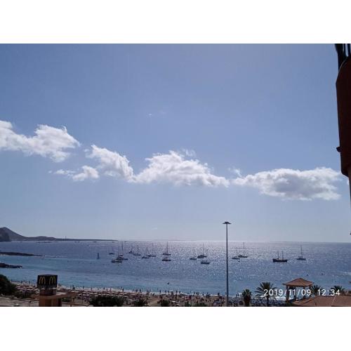 Torres del Sol Sea View Apartment