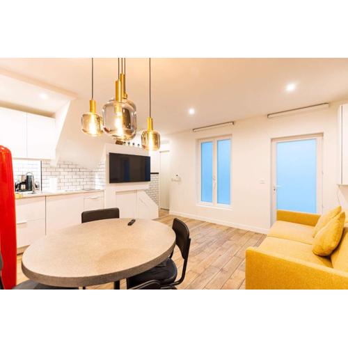 Town House Nation, Bastille, AC by LCC Agency