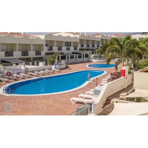 Townhouse Oasis Fañabe with 3 bedrooms and AC, MIR150