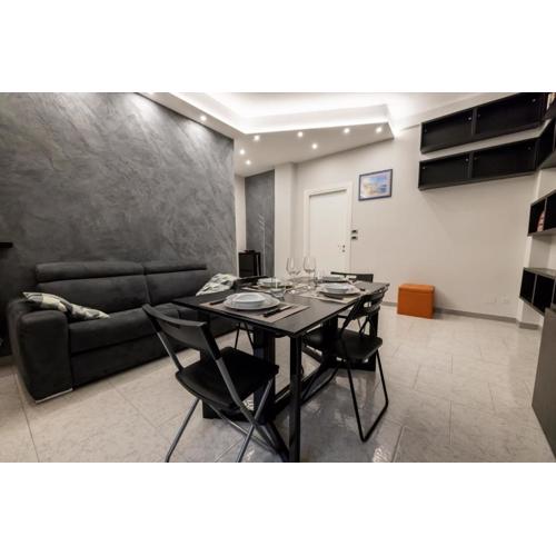 Tra Porta Susa e Piazza Statuto -Cortile Interno-