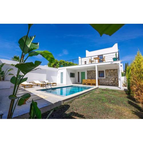 Traditional Seaside Stone Villa with Private Pool