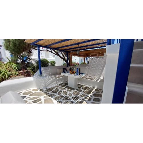 Traditionnal Mykonian Studio
