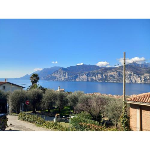 Tramonto sul lago Apartment