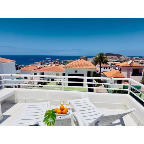 Tranquil Hillside with Oceanview and Pool