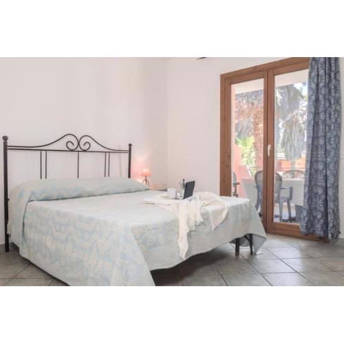 Tranquil Palau Green Village 1 Bedroom Apartment B4P-Premier sleeps 4 persons