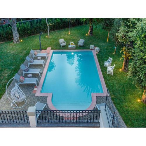 Tranquil Retreat by the Walls of Lucca