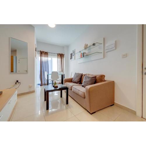 Tranquil Retreat Steps from St Julians Action