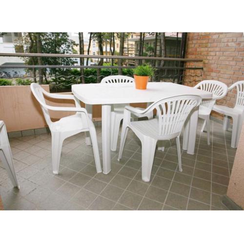 Tranquil stay steps from shore in Bibione