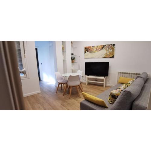 Tranquilo apartamento en Chueca IN2Iz5
