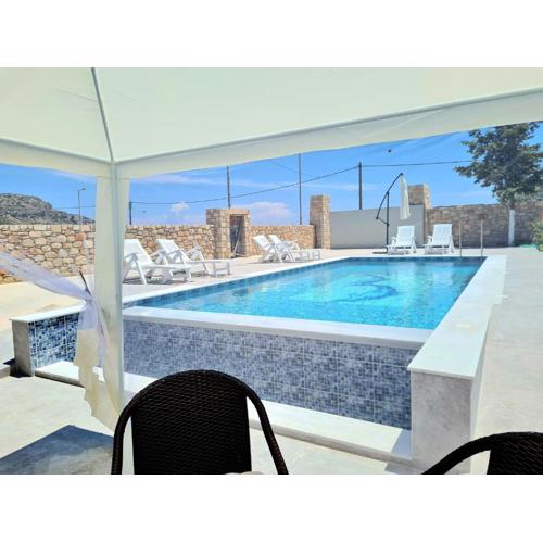 Traounou Serenity Villa