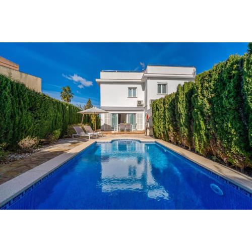 Traumhafte Villa Marisol für 8 Gäste am Meer