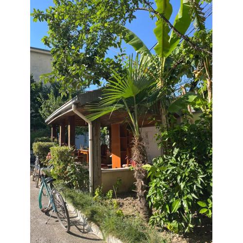 Traveler Hostel 2