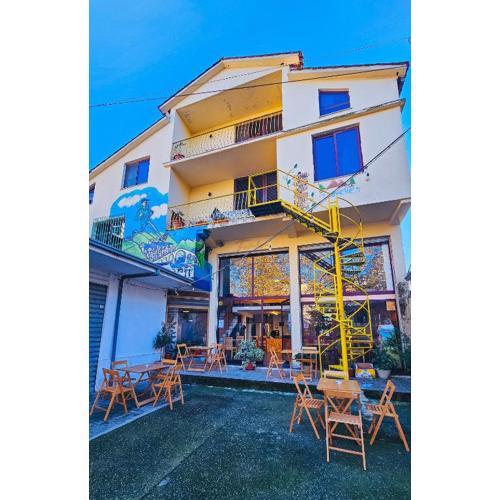 Traveler Hostel