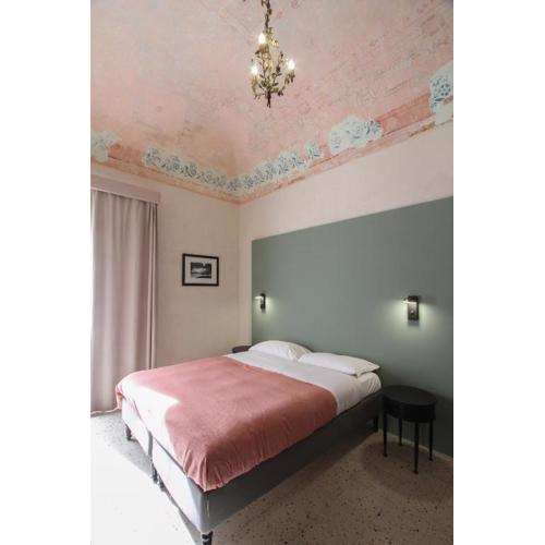 Tre Vie apARTment 80