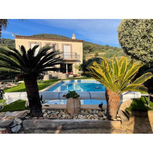 Très belle maison piscine chauffé 210M2 climatisé
