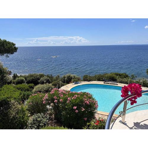 Très belle villa accès mer et vue panoramique