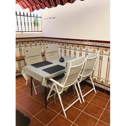Trevlig 4 bädds lägenhet i Nerja!