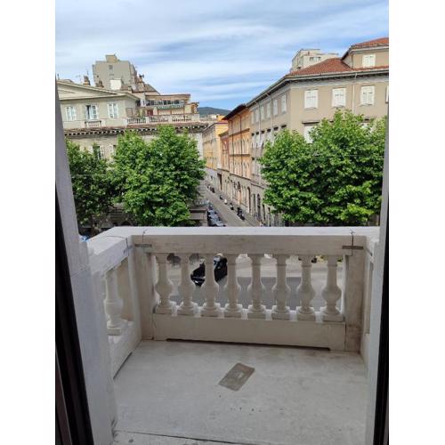 Triestecenter Rooms & Apartments - Colori di Trieste