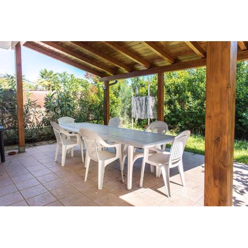 Trilocale con ampio giardino a 100mt dal mare, Marcelli - M359