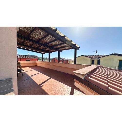 Trilocale con terrazzo panoramico a Sirolo - S335
