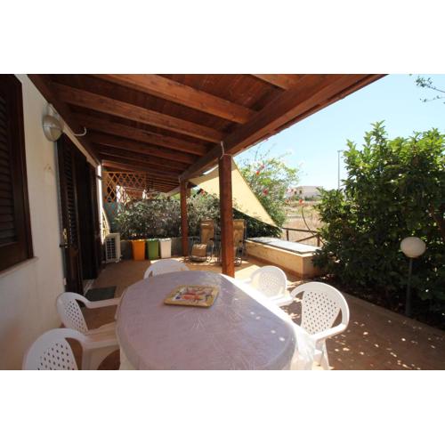 Trilocale Piano Terra Con Veranda