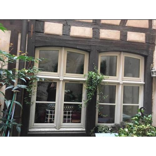 Triplex avec terrasse, aux pieds de la cathédrale, 5 personnes