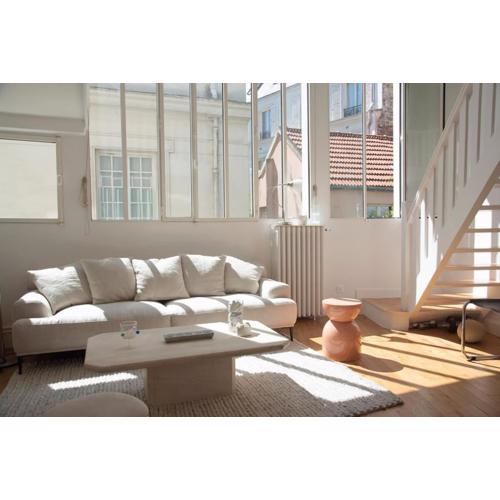 Triplex lumineux avec balcon - 500m Champs Elysées