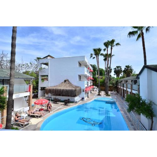 Tropic Beach Club & Resort - Side